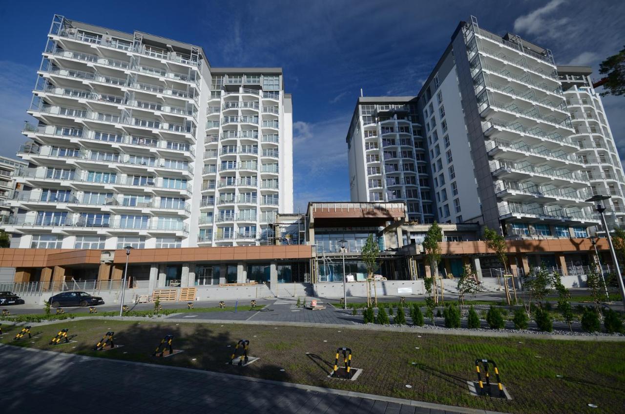 Porta Mare Apartments Luxview- Budynek Centralny Дзивновек Екстериор снимка